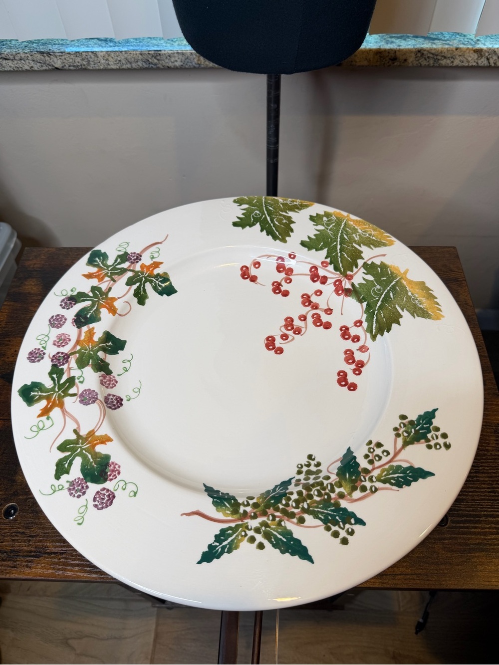 Bizzirri "Mirabella" chop platter hand-painted red purple berries 16.5 inches.